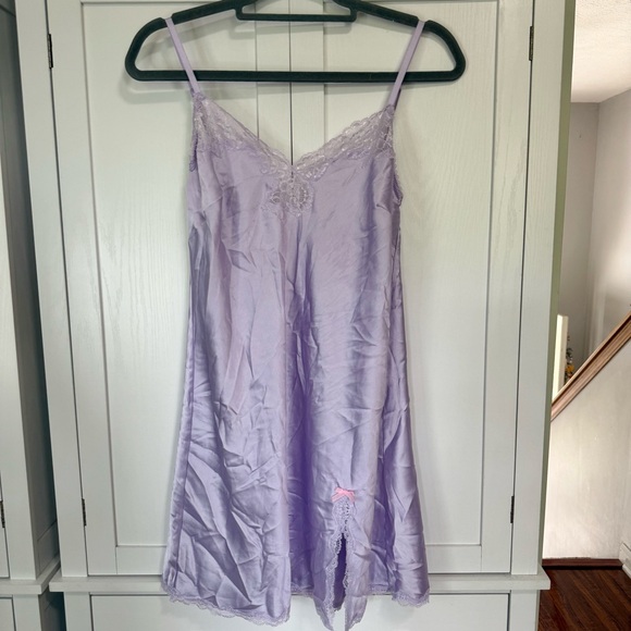 Victoria’s Secret Satin Lace Slip Dress Nightgown Lavender Size L Y2K Coquette - Picture 1 of 8